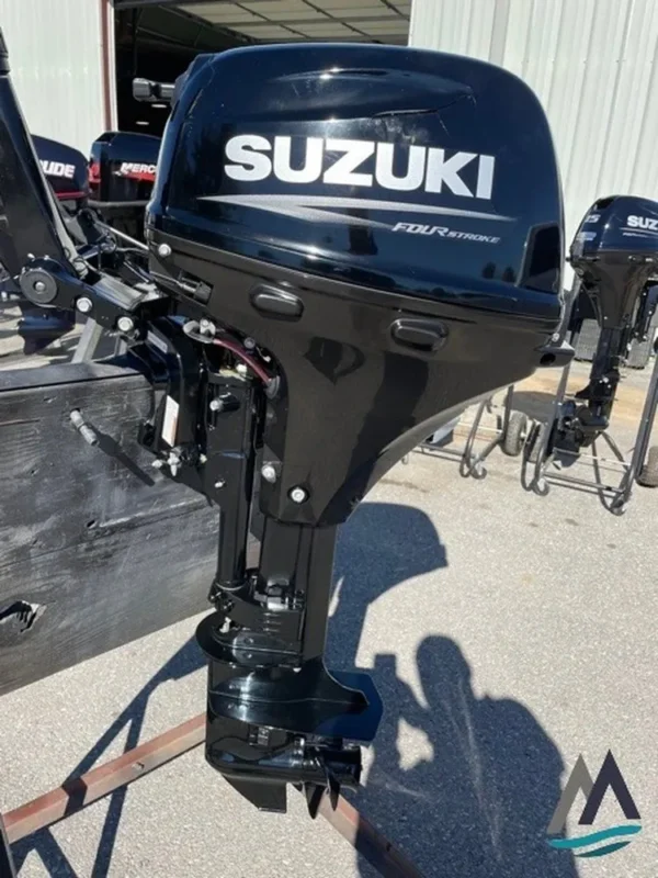 1999 Suzuki 40 HP 3-Cylinder EFI 4-Stroke 20″ (L) Outboard Motor